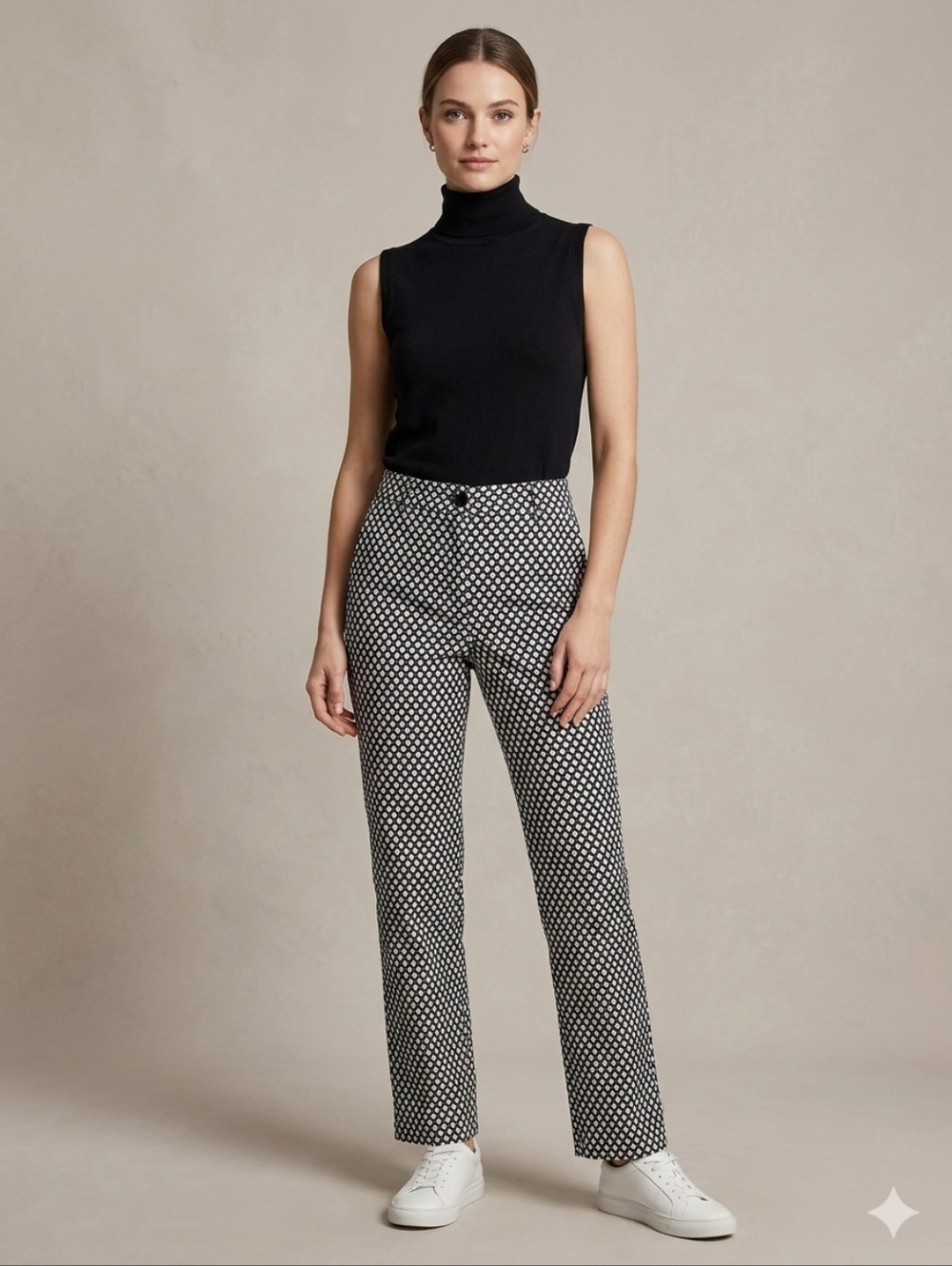 MAX Studio size 4 Pants Geometric Print NWT